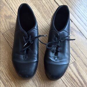 Girls black Tap Shoes